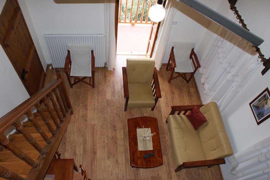 Atratsa Mountain Suites Kalopanagiotis Room photo